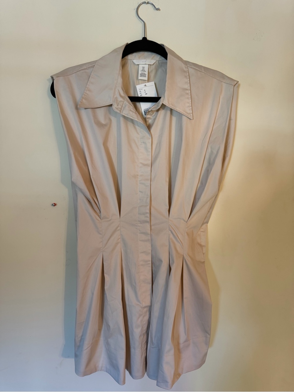 🆕 H&M Tapered-Waist Poplin Shirt - Picture 2 of 3